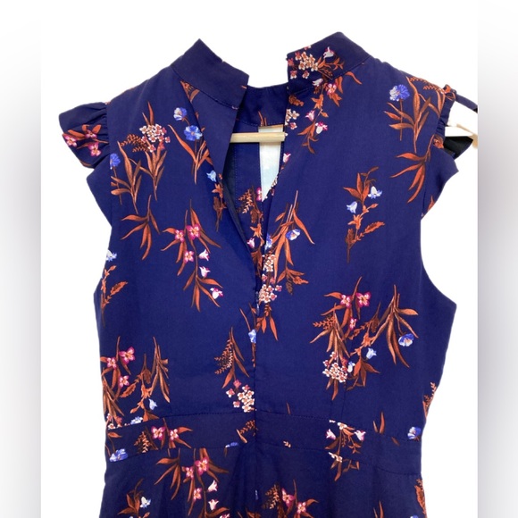 Adelyn Rae blue floral dress, Size Small - Picture 4 of 5